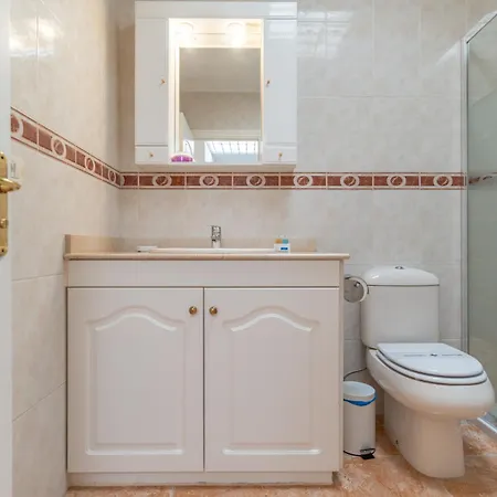 Vistalmar, Duplex En Holiday home